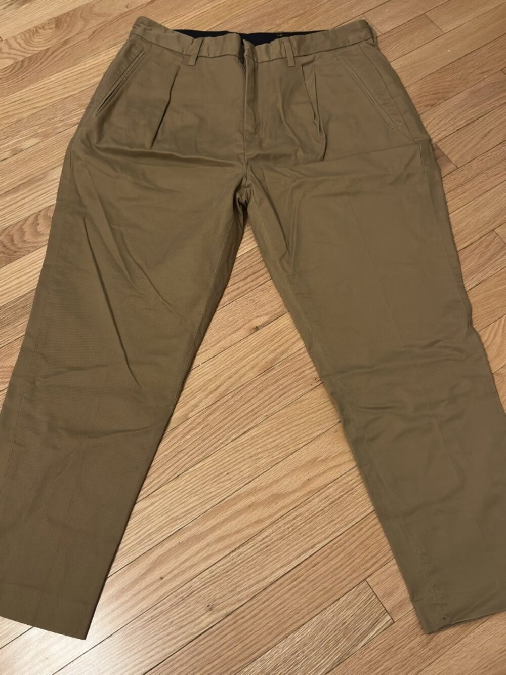 Bonobos Men's Khaki Pleated Chinos — Size 32